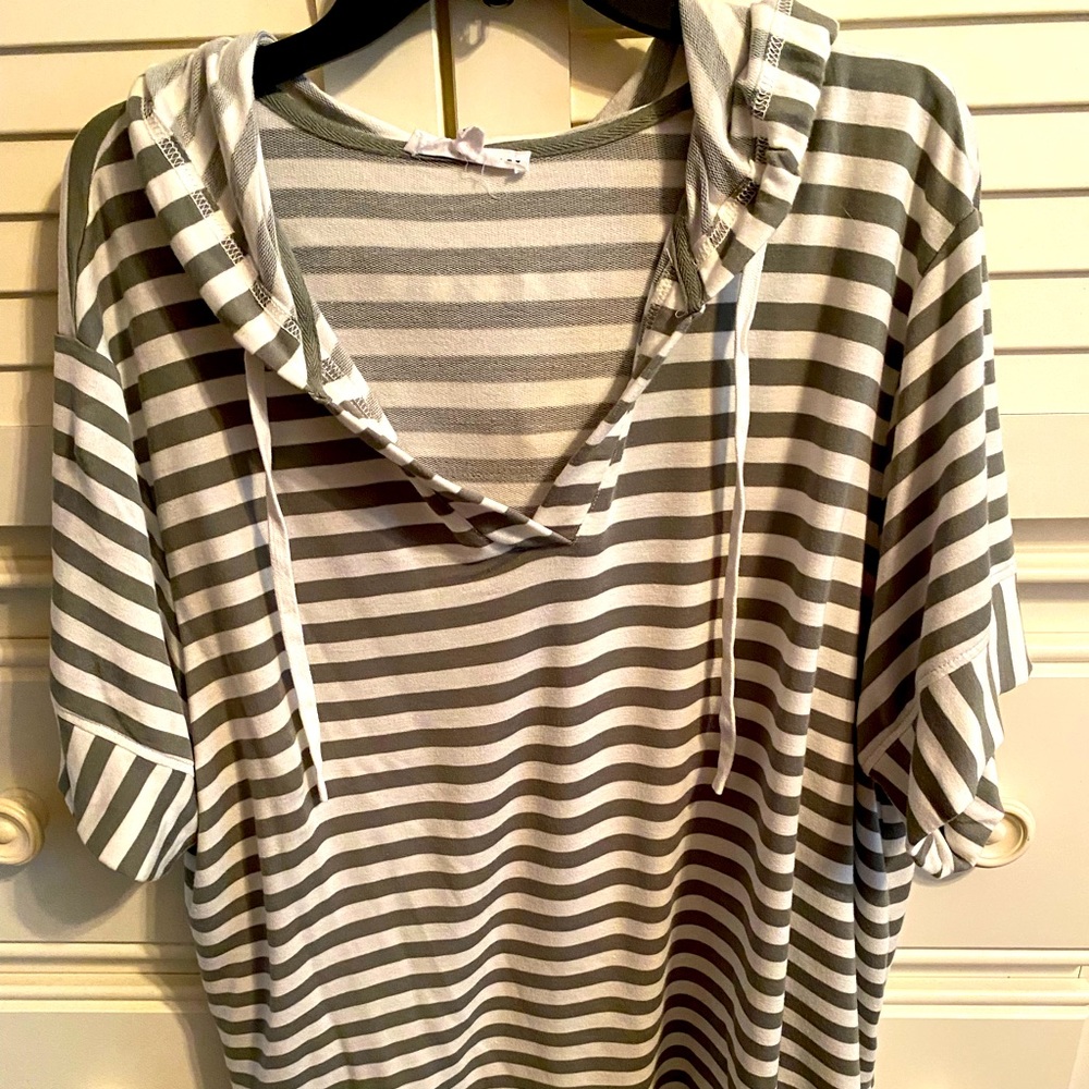 Hooded Short Sleeve Top